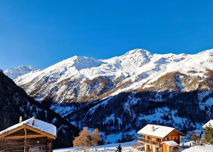 아파트 Pra Charris - - *